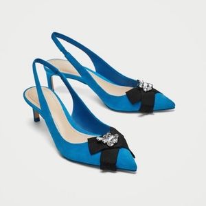 Blue slingbacks w gems